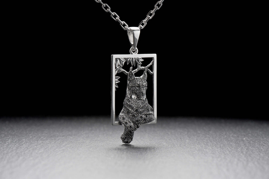 Oxidized Sterling Silver Lynx Pendant: Handmade Necklace (etsy image id: 7400313135)