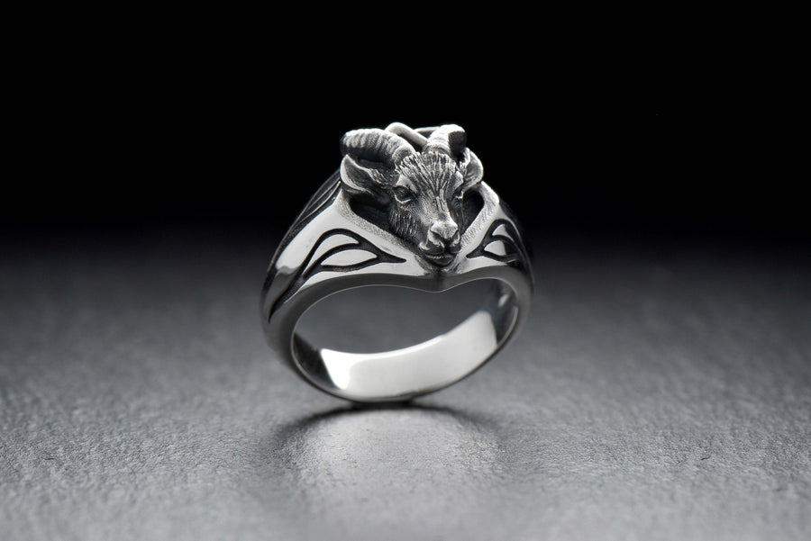 Sterling Silver Antelope Ring, Wildlife Jewelry, Nature Lover Gift (etsy image id: 4870823771)