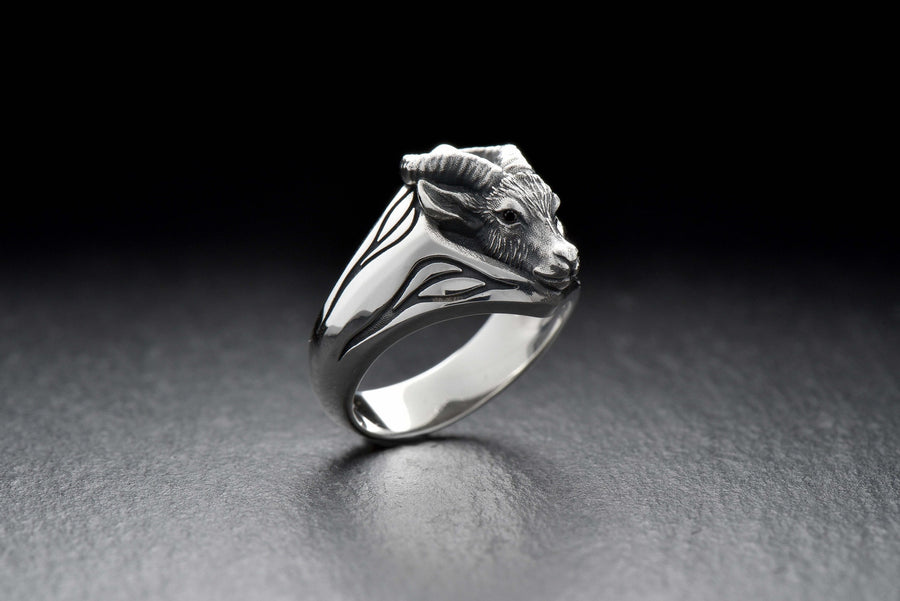 Sterling Silver Antelope Ring, Wildlife Jewelry, Nature Lover Gift (etsy image id: 4870823771)
