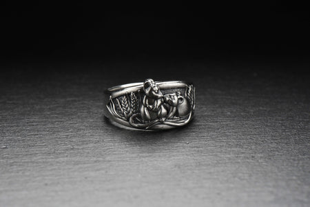 Our mouse ring is a unique and one-of-a-kind piece that makes a perfect gift for the animal lover in your life. Whether you're a mouse enthusiast or just love the unique and quirky, this ring is sure to turn heads and spark conversations (etsy image id: 4825427418)