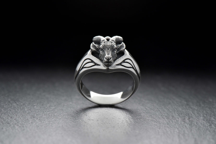 Sterling Silver Antelope Ring, Wildlife Jewelry, Nature Lover Gift (etsy image id: 4870823771)