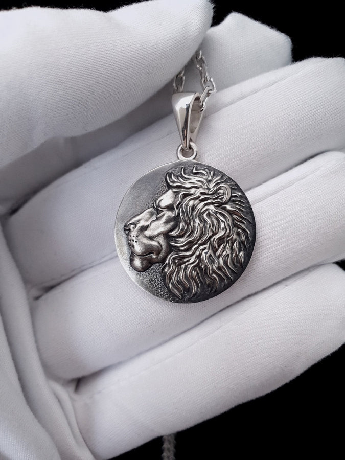 Lion silver pendant	Lion's head jewelry	Lion's head silver	animal jewelry	Lioness pendant (etsy image id: 4725147157)