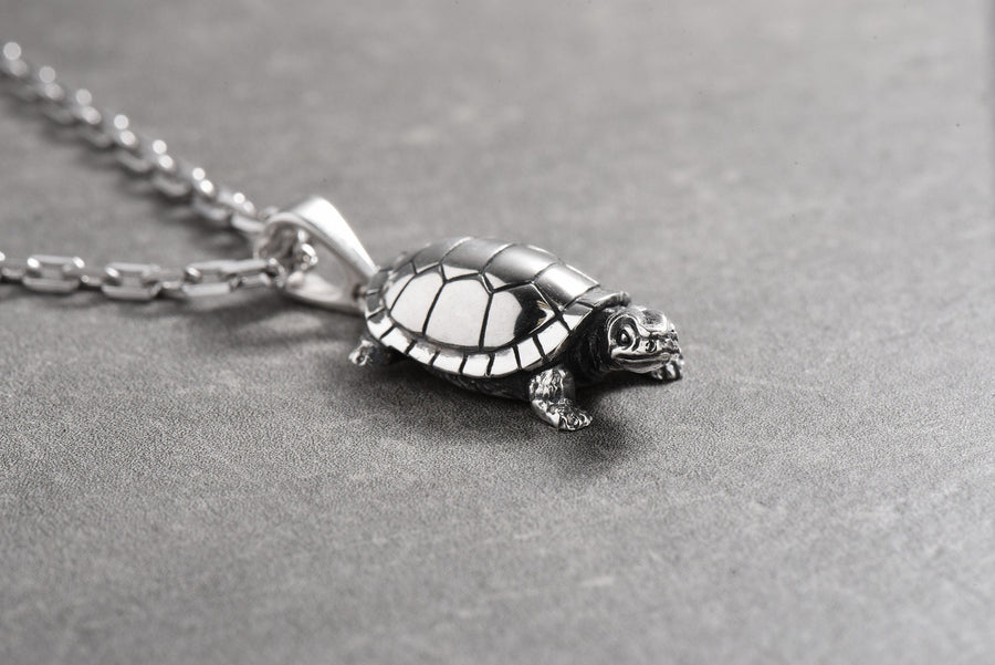Silver pendant	Pendant Turtle	Turtle	Silver Turtle	Turtle necklace	silver necklace	jewelry Turtle	sea turtle	sterling silver	turtle jewelry	turtle lovers	gift for her	silver (etsy image id: 4901030820)