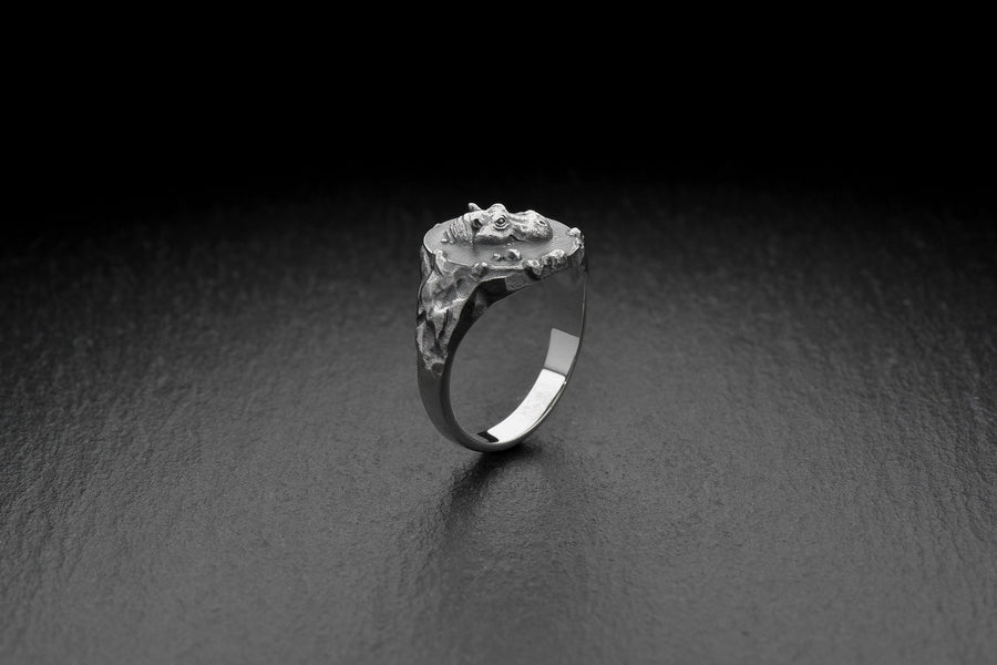 Handmade Sterling Silver Hippo Ring: Animal Totem Jewelry (etsy image id: 7349452434)