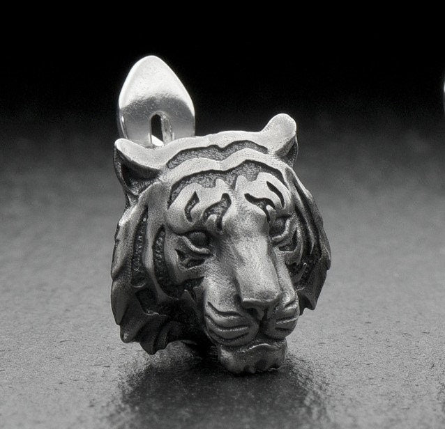 silver earrings	earrings	jewelry	gift	animal earrings	animal jewelry	silver jewelry (etsy image id: 4647054309)