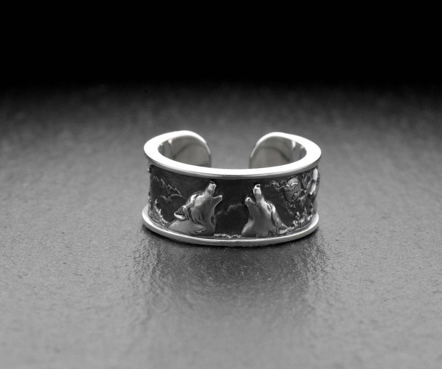 men's jewelry	wolf totem	nature skyline	nature panoram	wolfs ring	wolf silver ring	nature ring	bague en argent loup	Wolf Silberring	Totemring der Wölfe	bague totem loups	forest ring	wild forest ring (etsy image id: 4323259924)