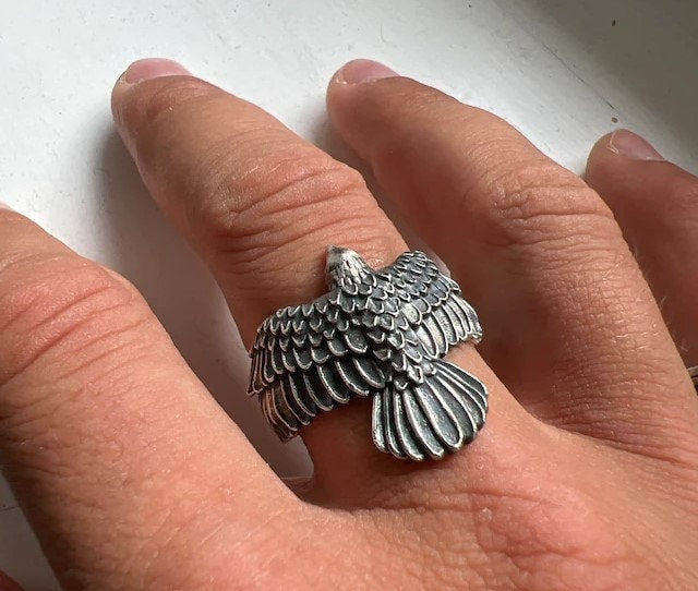 ring	bird ring	Silver ring	Falcon Ring	Falcon jewelry	Falcon	bird jewelry (etsy image id: 6994187014)
