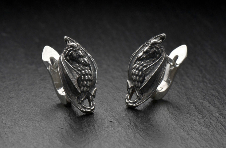 dragons jewelry	draconic jewelry	mythic earrings	dragon earring	dragon earrings	dragon jewelry	Drachen Ohrringe	bijoux dragons	dragons eariings	dragon silver	dragon art	house of the dragon	dragon (etsy image id: 7689566388)