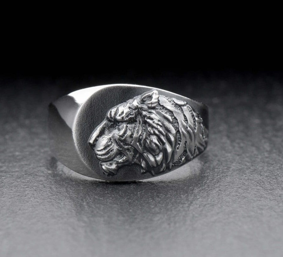 Signet ring	men ring	men jewelry	jewelry for men	Tiger silver ring	tiger signet ring	brutal tiger	tiger art	tiger jewelry	animal ring	tiger ring	tiger	hunter Sterling silver (etsy image id: 7400177193)