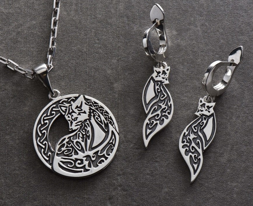 Sterling Silver Celtic Fox Earrings: Animal Lover Jewelry (etsy image id: 5567351989)