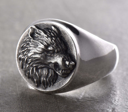 Sterling Silver Wolf Head Signet Ring: Handmade Animal Jewelry (etsy image id: 5574105703)