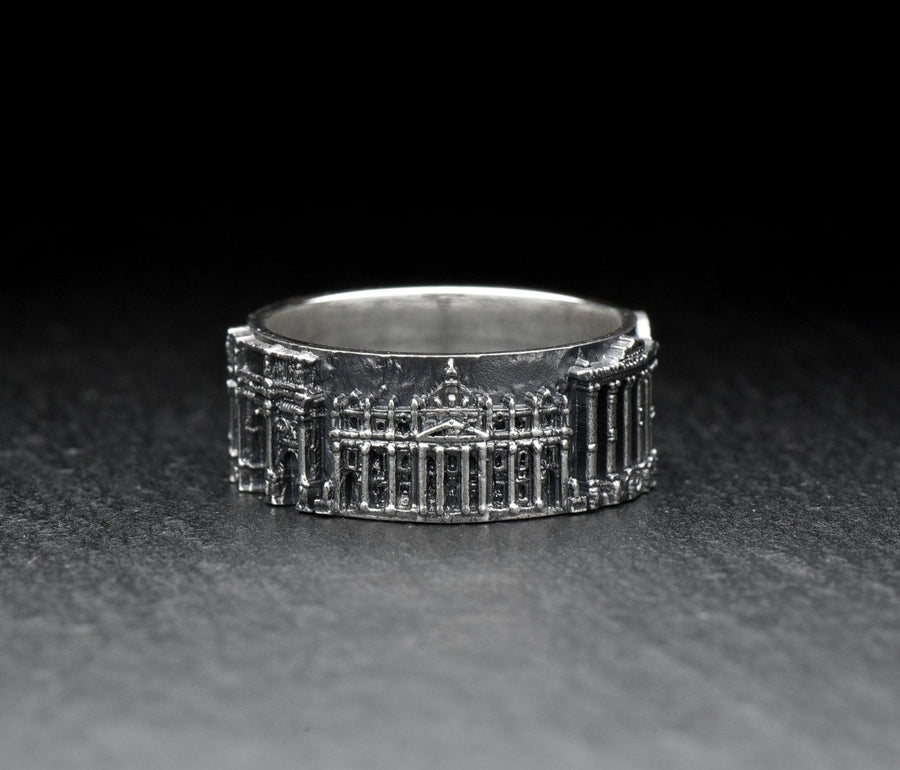 Capture the unforgettable beauty of Rome with this stunningly crafted ring. Crafted from premium materials, this souvenir, with its awe-inspiring cityscape design is perfect for travelers looking to take a bit of Italy on their journey. (etsy image id: 7309892325)