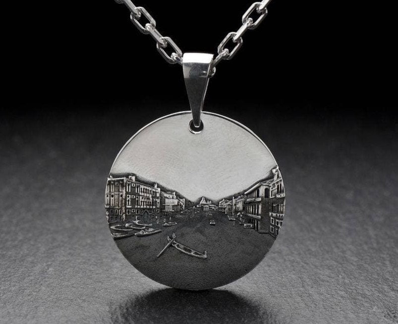 women pendant	silver pendant	traveller gift	souvenir	Venice souvenir	Venice necklace	Grand Canalazzo	traveler gift	pendentif venise	Venedig Anhänger	cityscape	Italy	Venice (etsy image id: 4163362306)