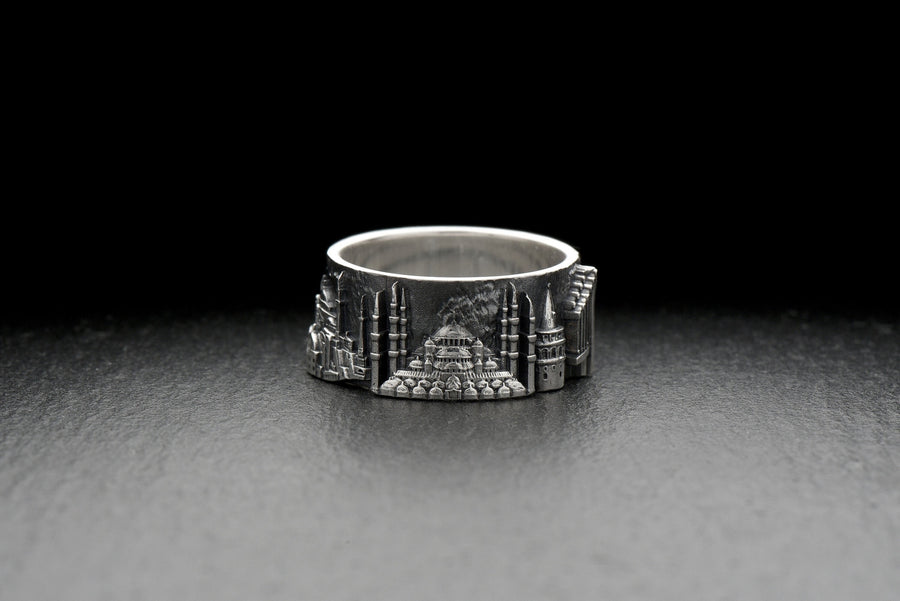 Show your love for the historic city of Istanbul with this stunning cityscape ring! Crafted with sterling silver and featuring a detailed depiction of the Bosfor Bridge, this Istanbul ring is both beautiful and meaningful. (etsy image id: 7261950068)