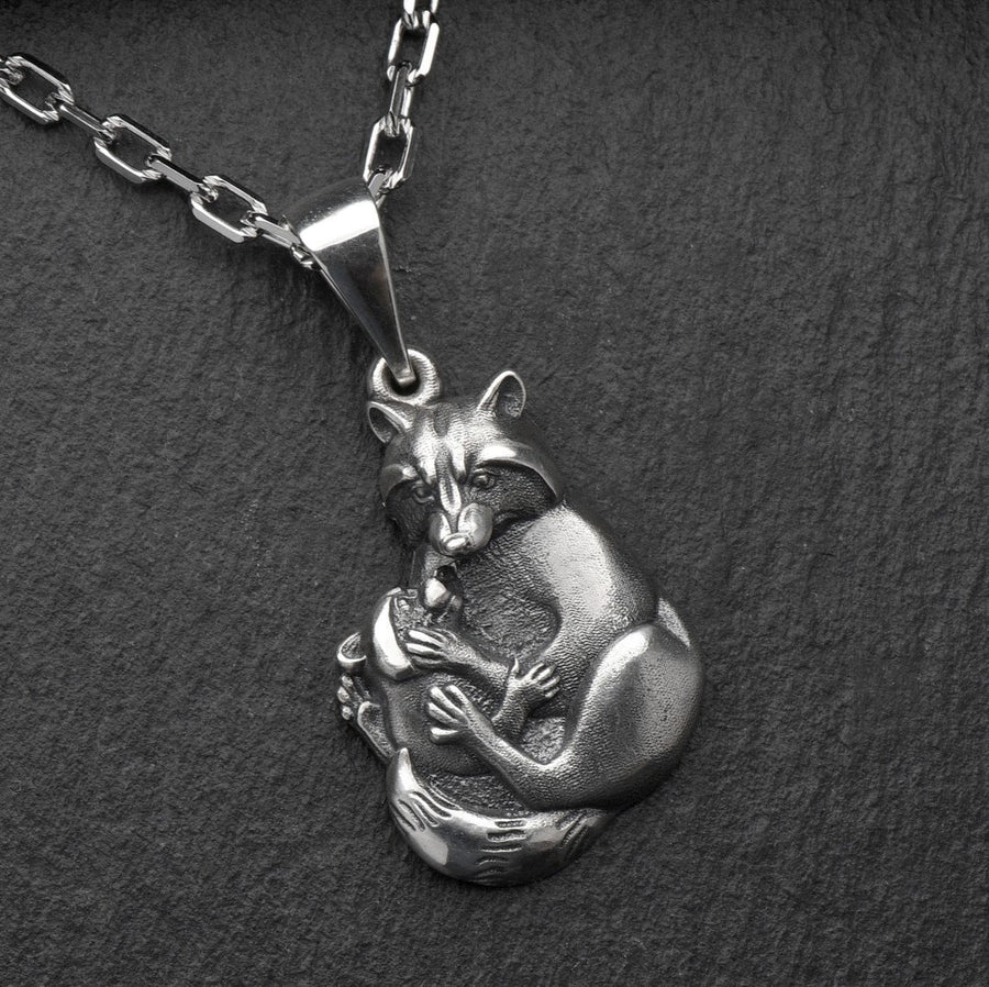 Made from high quality sterling silver, this pendant will be a wonderful addition to your collection. Express your love for nature and animals by wearing this beautiful pendant every day. (etsy image id: 6092152563)