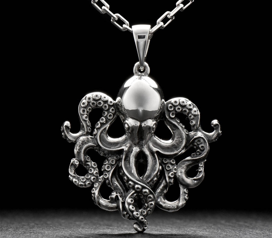 sea jewelry	ocean jewelry	pendentif pieuvre	poulpe d'argent	pendant	squid necklace	sea lover gift (etsy image id: 7178767224)