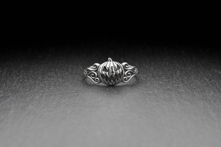 halloween ring	halloween jewelry	halloween pumpkin	pumpkin silver ring	pumpkin jewelry	halloween gift (etsy image id: 6263078080)