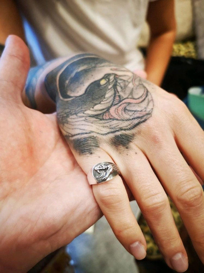 Signet ring	Animal ring	Snake signet ring	Silver snake ring	snake jewelry	reptile jewelry (etsy image id: 4099413107)