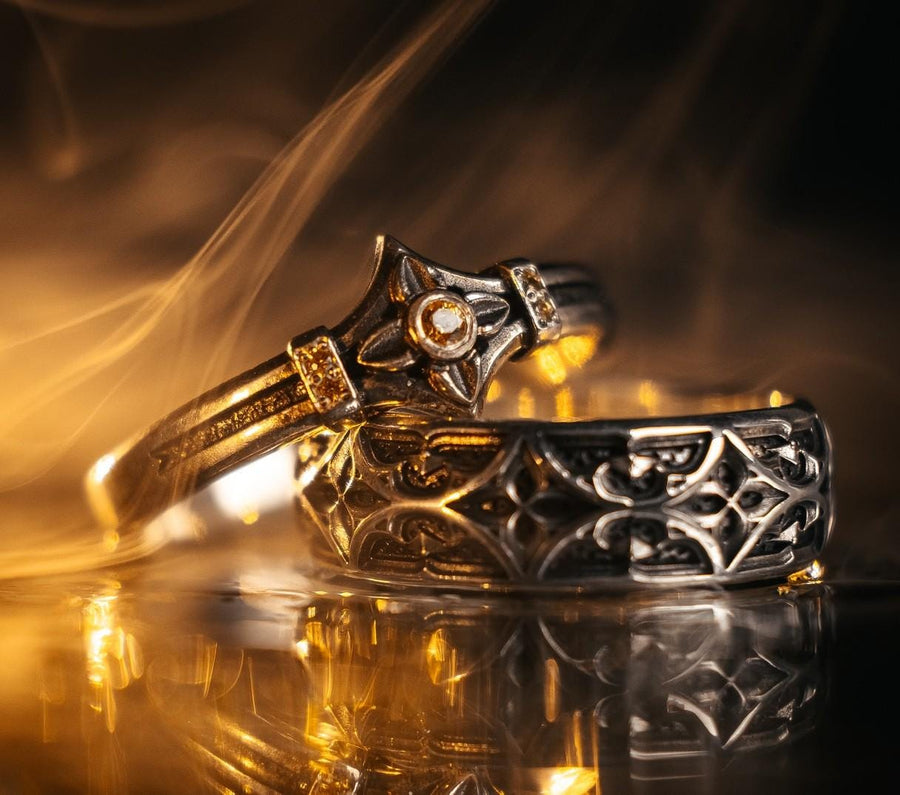 The image demonstrates the seamless nature of the pattern, which wraps around the ring without a visible break. This indicates high-quality casting and mold-making. The rim is substantial but rounded, preventing the ring from digging into the finger. It showcases a balance between rugged "blacksmith" aesthetics and fine jewelry finishing. (etsy image id: 6100248085)