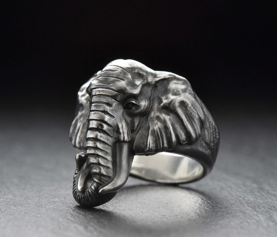 Elephant art	Elephant silver	bague éléphant	bijoux éléphant	Elefantenring	Elefant Kunst	african elephant	african art	elephant gift	horton	elephant	elephant ring	animal ring