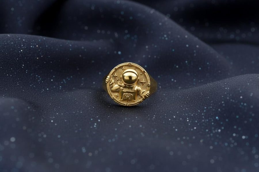 astronaut jewelry	cosmo jewelry	space gift	chilling astronaut	space jewelry	space invader (etsy image id: 7261144546)