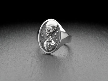 Women jewelry	Alien Jewelry	Ring with alien	ring with ufo	Ufo ring silver	Alien visitor	Strange jewelry	Alien ring	Alien silver ring	Space jewelry	Alien Wedding	Fiance Alien	Fiance jewelry (etsy image id: 7308648293)