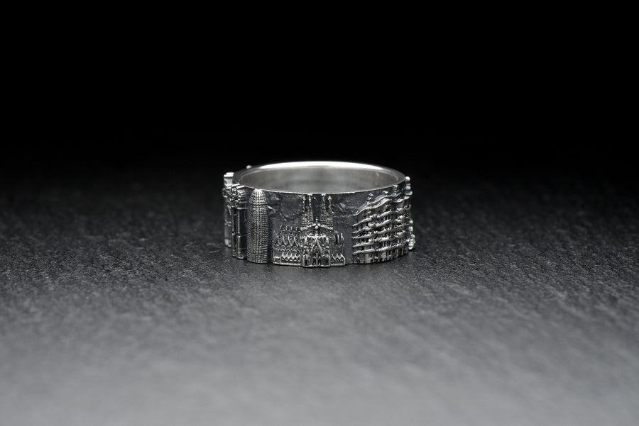 men jewelry	silver ring	Barcelona cityscape	Barcelona ring	Vintage Barcelona	Sagrada Familia	Barcelona-Ring	Bague Barcelone	Spain souvenir	Barcelona souvenir	barcelona	cityscape ring	Shekhtwoman (etsy image id: 7309911489)