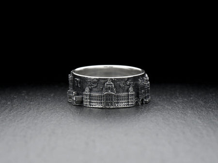 Prague is a city of beautiful landmarks. This ring features the iconic Prague castle, which is the centerpiece of the city and an important symbol. (etsy image id: 7336739032)