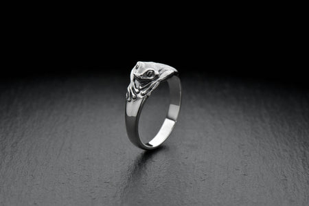 animal jewelry	animal ring	silver ring	frog lover	frog ring	Froschring	bague grenouille	frog totem ring	frog gift	frog jewelry	frog	silver frog ring	gift for her (etsy image id: 7340286694)
