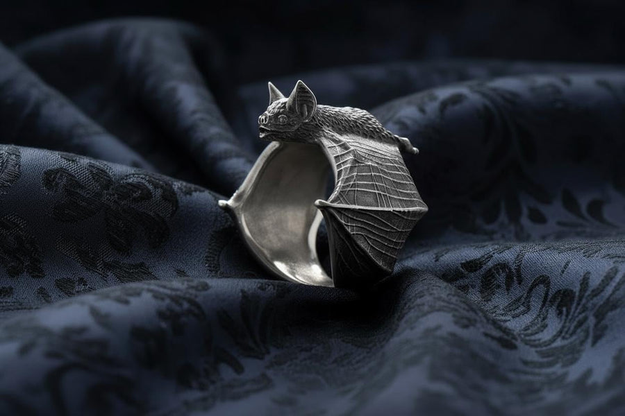 Bat silver ring	bat art	bat jewelry	bat ring	silver bat ring	vampire ring	halloween ring	fledermaus-ring	bat rings	anneau de chauve	Fledermausring	bat	gothic gift (etsy image id: 7343919206)