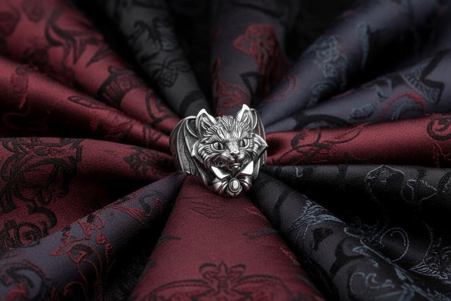 Sterling Silver Vampire Cat Ring: Handmade Animal Jewelry