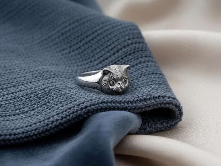 Cat Signet Ring – Minimalist Sterling Silver Feline Face Ring | Elegant Everyday Jewelry for Cat Lovers (etsy image id: 7363878238)
