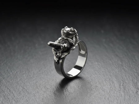Sterling Silver Frog Ring: Handmade Animal Jewelry Gift