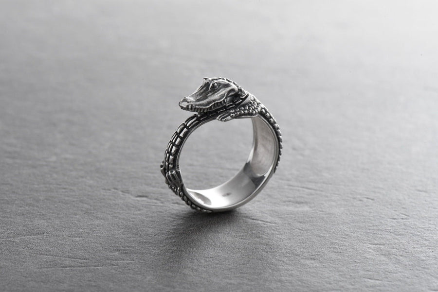 Silver Ring	Crocodile	Ring Crocodile	jewelry Crocodile	Silver	Ring	Crocodile lovers	alligator ring	animal ring	alligator	silver crocodile	Sterling silver	alligator jewelry (etsy image id: 7397563339)