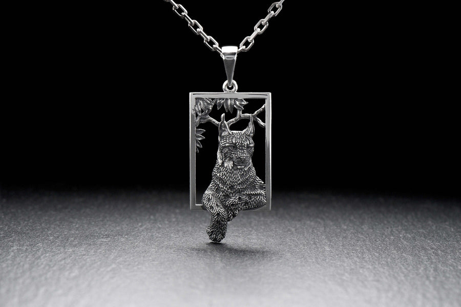 Oxidized Sterling Silver Lynx Pendant: Handmade Necklace (etsy image id: 7400313135)