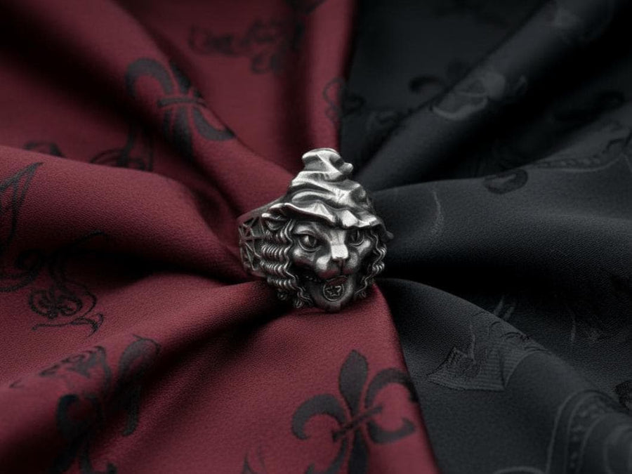 Witch Cat Sterling Silver Ring – Gothic Feline Occult Jewelry, Pentagram Witch Hat Details