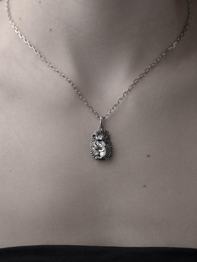 hedgehog	silver pendant	forest	urchin	hedgepig	riccio	Igel	hérisson	necklace	hedgehog necklace	gift for her	love gift	totem pendant (etsy image id: 4374625236)