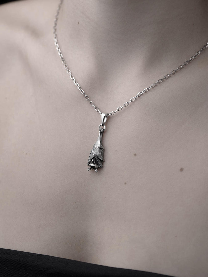 flying fox pendant	fruit bat necklace	flying fox silver	silver pendant	silver fox	fox jewelry	animal jewelry	fox	flying fox	bat	Pteropus	gothic	gothic gift (etsy image id: 4250668913)