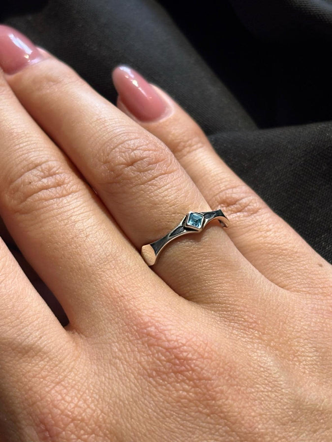 A perfect blend of vintage gothic design and modern elegance, this sterling silver ring with its gemstone centerpiece is a stunning addition to any jewelry collection. (etsy image id: 6911153908)