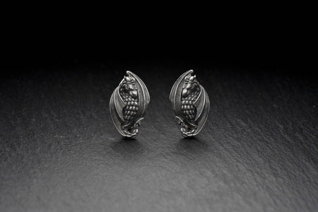 dragons jewelry	draconic jewelry	mythic earrings	dragon earring	dragon earrings	dragon jewelry	Drachen Ohrringe	bijoux dragons	dragons eariings	dragon silver	dragon art	house of the dragon	dragon (etsy image id: 7689566388)
