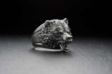 Looking for a bold and stylish accessory to add to your collection? Check out our Grizzly Bear Ring! This stunning piece is perfect for those who want to add a touch of wilderness to their fashion.