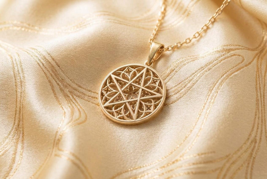 A close-up studio photograph of image_61ba46.png, a circular 925 sterling silver pendant on a black background. The design features a bold, sharp pentagram overlapping an intricate background of openwork gothic cathedral tracery and carved quatrefoil motifs. This striking artisan pendant captures the mesmerizing geometry of medieval architecture. Bright studio lighting illuminates the highly polished lines of the silver five-pointed star, contras